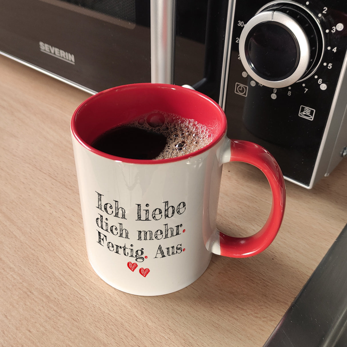 Ich liebe dich mehr. Fertig. Aus. Kaffeebecher