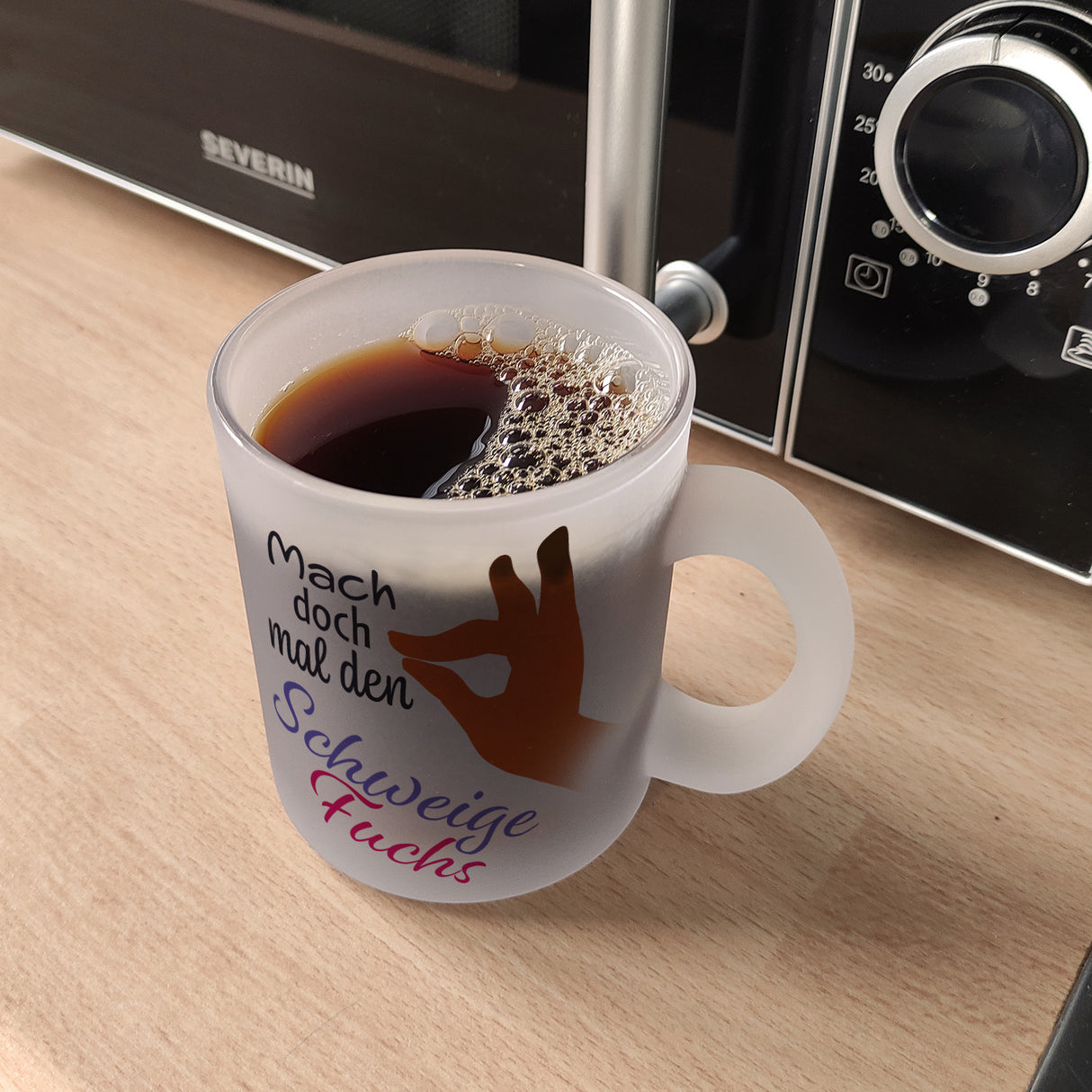 Mach doch mal den Schweigefuchs Kaffeebecher mit lustigem Schweigefuchs Motiv