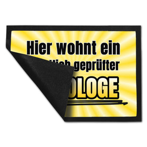 Hier wohnt ein staatlich geprüfter Bierologe Fußmatte in 35x50 cm im Bierdesign