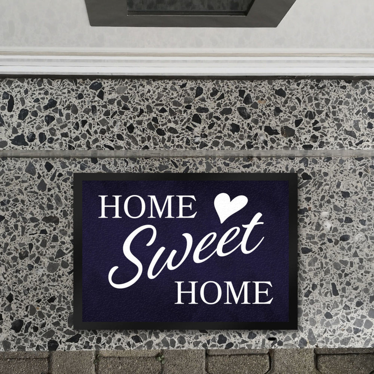 Home Sweet Home Fußmatte mit eleganter Aufschrift auf schwarzem Hintergrund