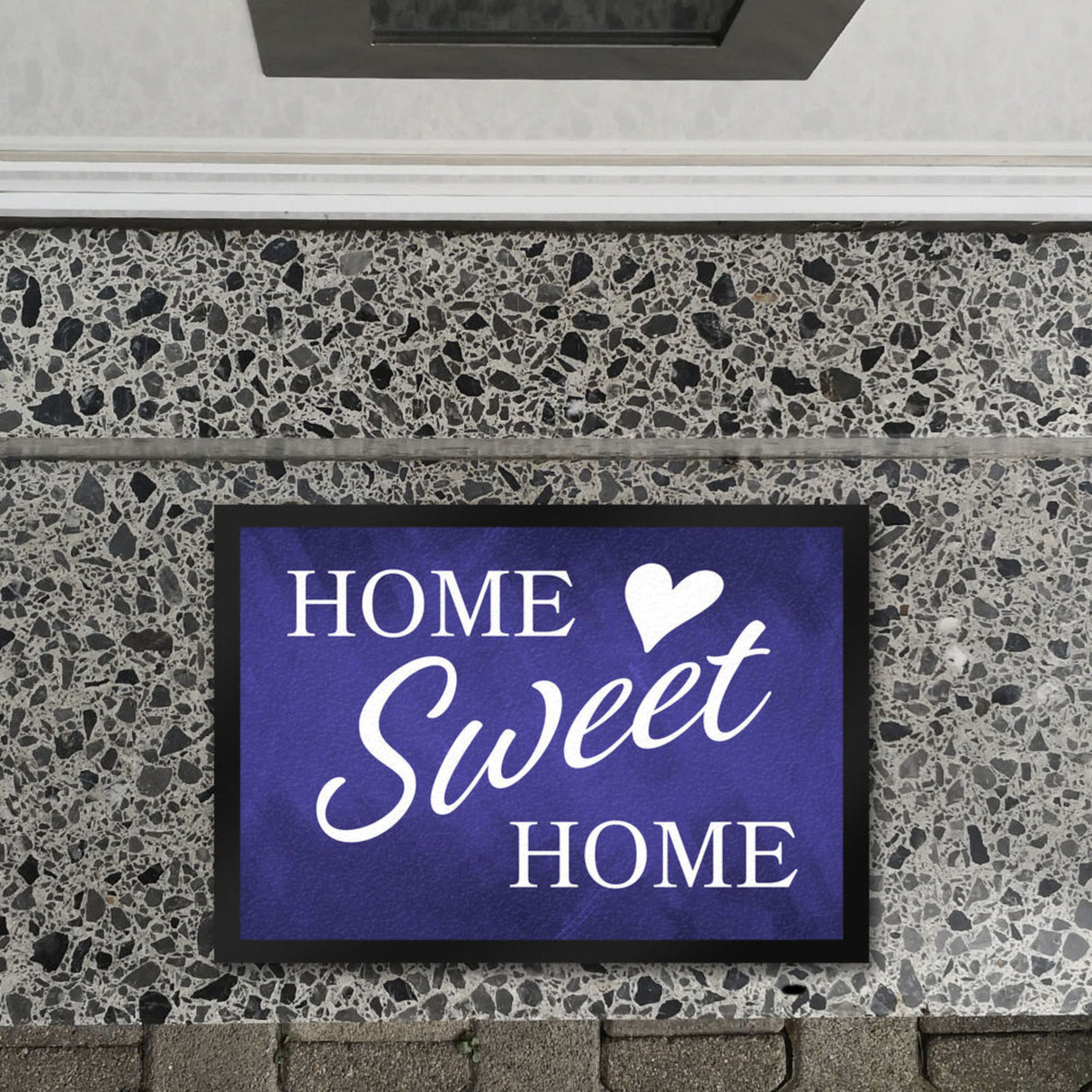 Home Sweet Home Fußmatte mit eleganter Aufschrift auf schwarzem Hintergrund