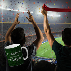 Fussball ist meine Religion Kaffeebecher mit Fussballmotiv