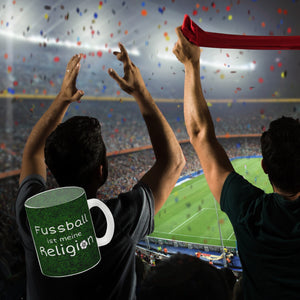 Fussball ist meine Religion Kaffeebecher mit Fussballmotiv