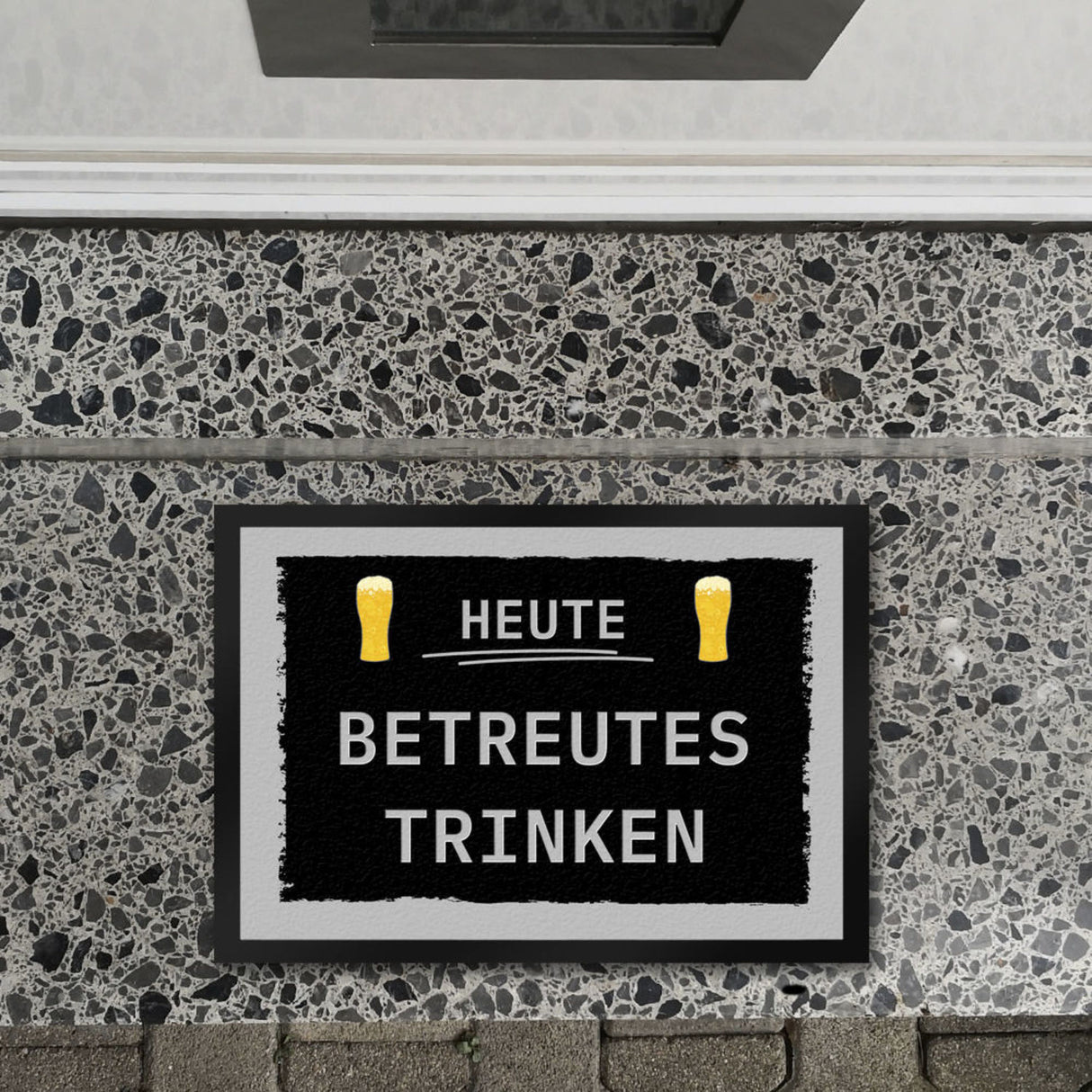 Heute betreutes Trinken Fußmatte in 35x50 cm mit rotem Rahmen