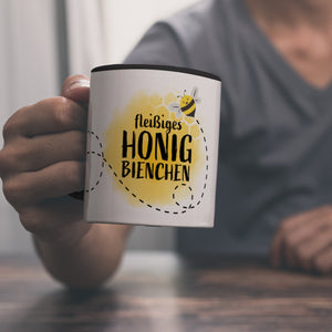 Fleißiges Honigbienchen - Kaffeebecher mit süßer, schwirrender Biene