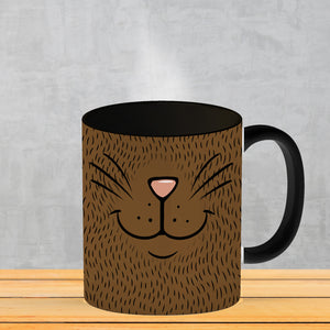 Katzengesicht Kaffeebecher mit süßem Lächeln einer Katze