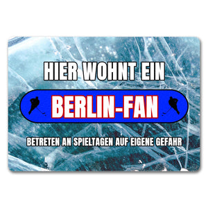 Hier wohnt ein Berlin-Fan Fußmatte in 35x50 cm mit Eishallen Boden-Motiv