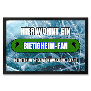 Hier wohnt ein Bietigheim-Fan Fußmatte in 35x50 cm mit Eishallen Boden-Motiv