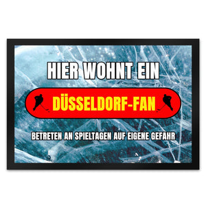Hier wohnt ein Düsseldorf-Fan Fußmatte in 35x50 cm mit Eishallen Boden-Motiv