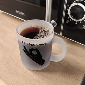 Reingeschaut! Kaffeebecher mit lustigem Streich