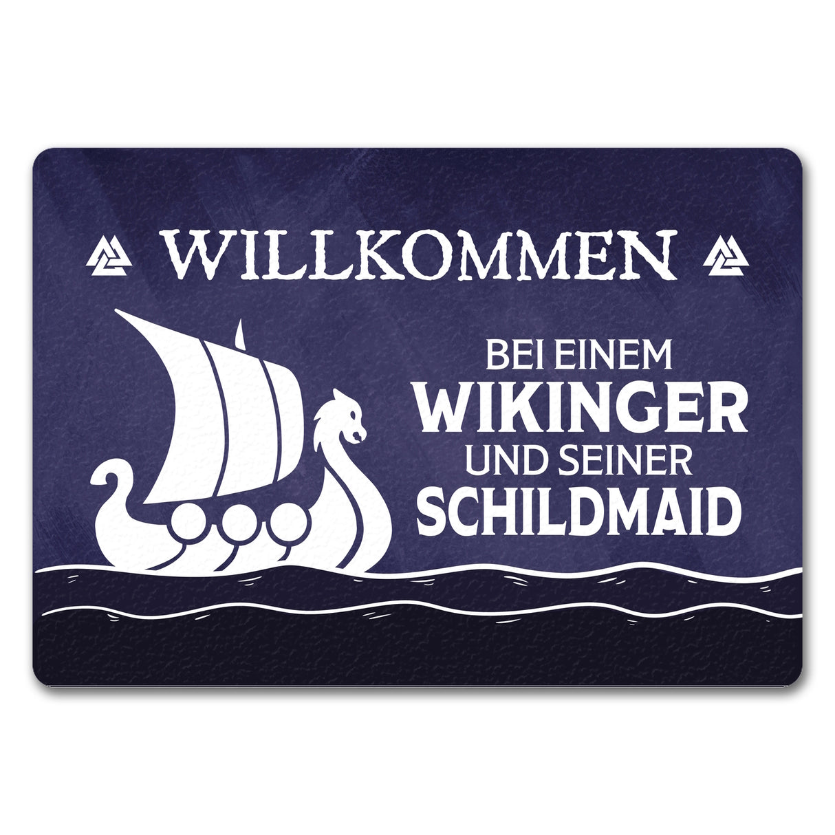 Willkommen bei einem Wikinger und seiner Schildmaid Fußmatte mit Segelboot Motiv