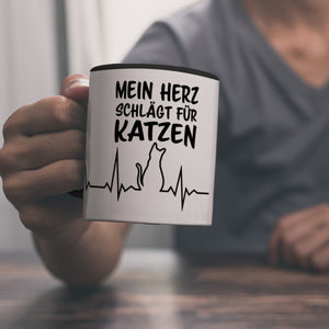 Mein Herz schlägt für Katzen Kaffeebecher mit süßem EKG Motiv