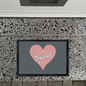 Fußmatte in 35x50 cm in dunkelgrau mit Spruch und Symbol Home und Herz