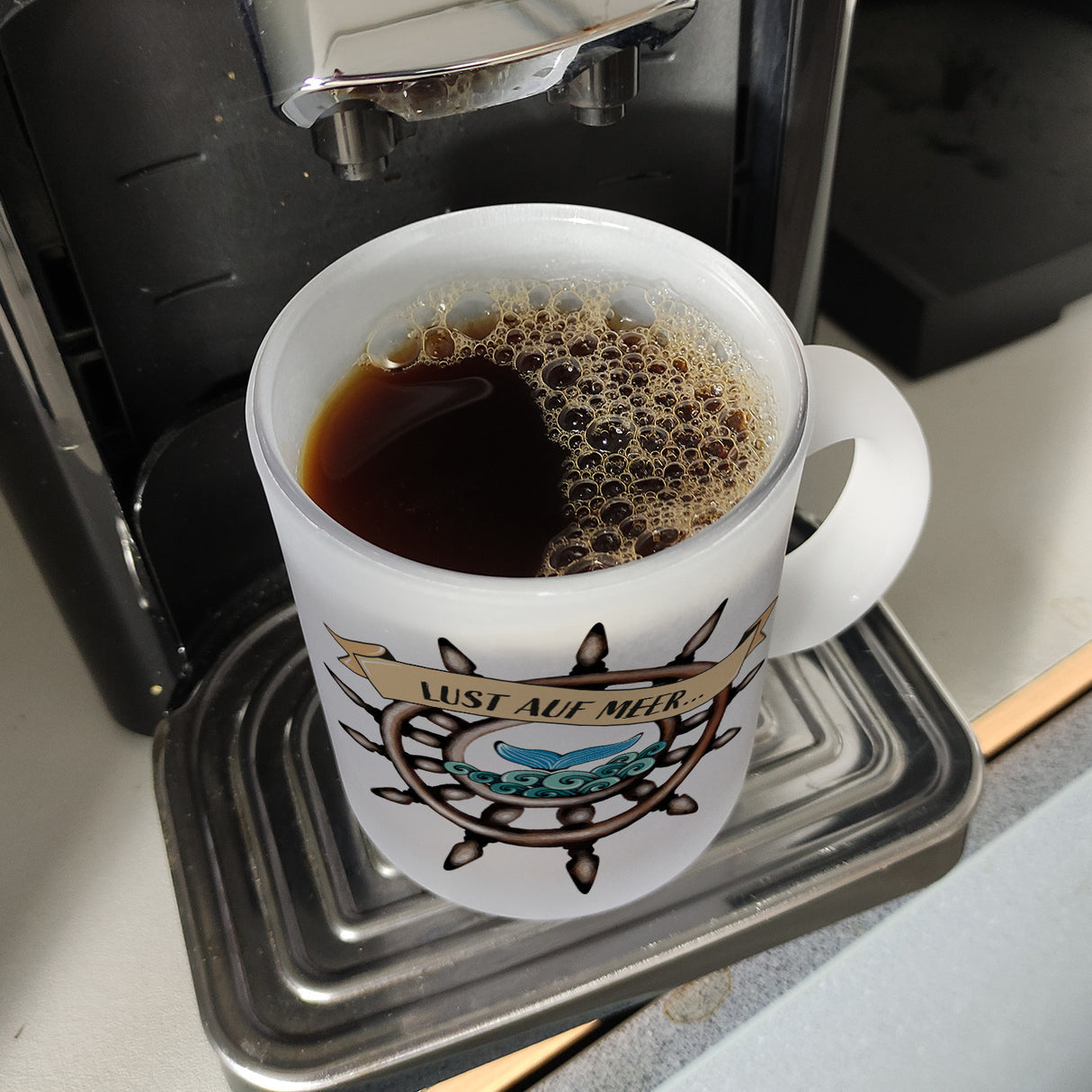 Kaffeebecher Lust auf Meer mit maritimen Motiv Flosse Steuerrad Meer Wellen