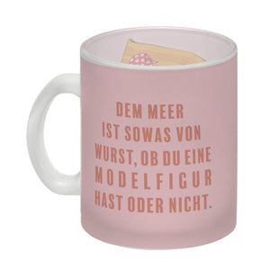 Kaffeebecher mit lustigem Spruch zum Thema Modelfigur und Comic-Dame im Badeanzug