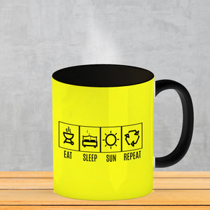 EAT, SLEEP, GAME, REPEAT Kaffeebecher mit blauem Hintergrund