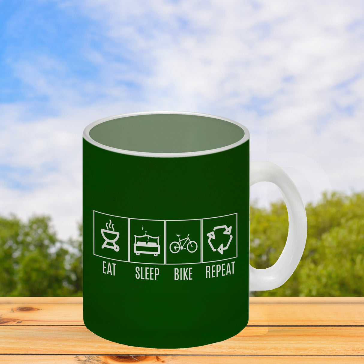 EAT, SLEEP, GAME, REPEAT Kaffeebecher mit blauem Hintergrund