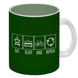 EAT, SLEEP, GAME, REPEAT Kaffeebecher mit blauem Hintergrund