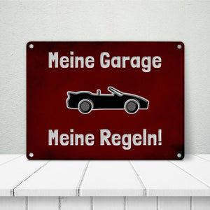 Meine Garage Meine Regeln! Metallschild in 15x20 cm mit Auto und rotem Hintergrund