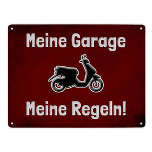 Meine Garage Meine Regeln! Metallschild in 15x20 cm mit Auto und rotem Hintergrund