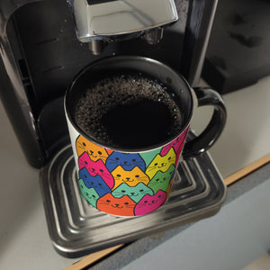 Kaffeebecher mit Katzen Motiv - Buntes Wimmelbild mit Comic Kätzchen