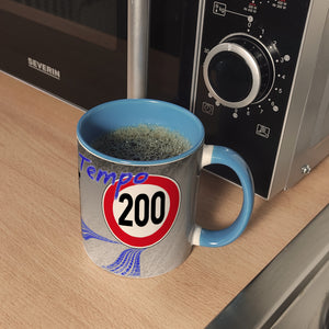 Kaffeebecher gegen Tempolimit - für 200 km/h bei Nässe auf Autobahn