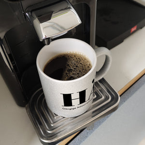 Kaffeebecher mit lustigem Spruch - HÄ: Gängige Antwort auf dumme Fragen