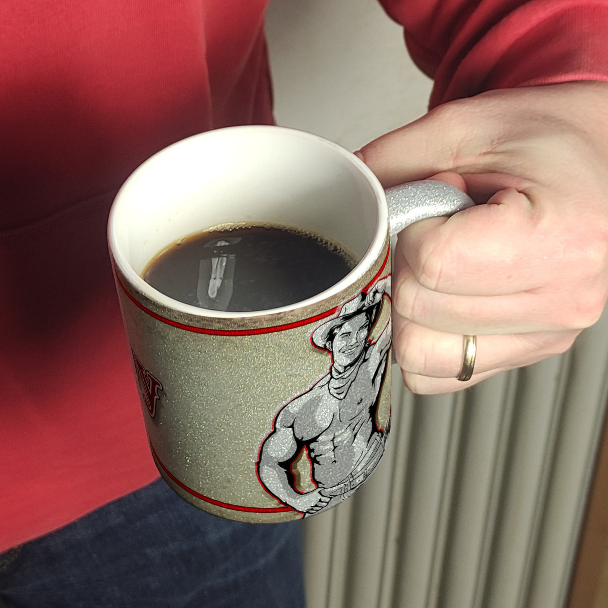 Kaffeebecher mit sexy Cowboy und Spruch - Ich will 'nen Cowboy als Mann
