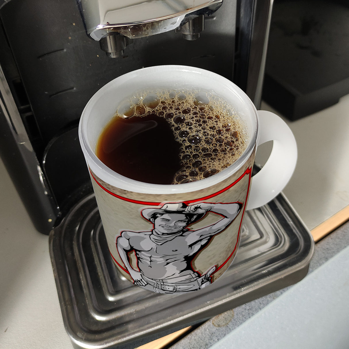Kaffeebecher mit sexy Cowboy und Spruch - Ich will 'nen Cowboy als Mann