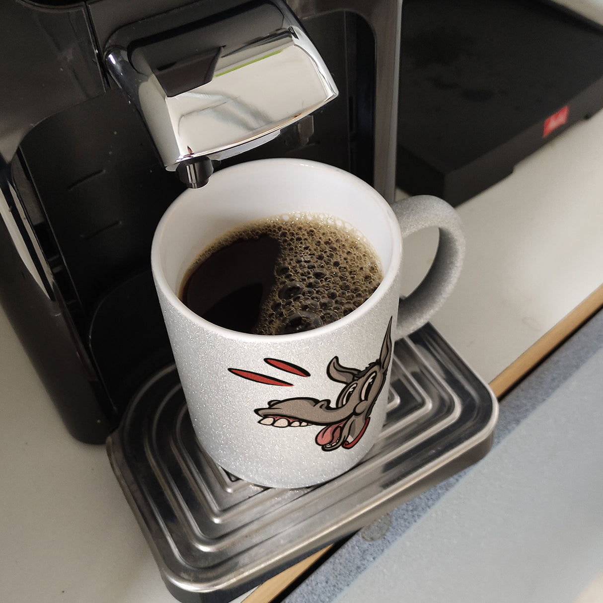 Kaffeebecher mit Spruch - Ich brauche keinen Therapeuten. Ich hab ja meine Esel