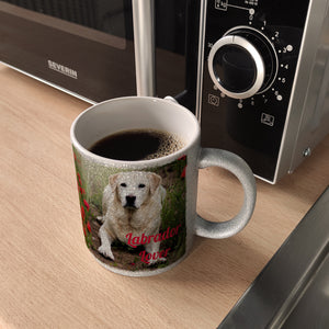 Kaffeetasse mit Fotomotiv Labrador Lover - Labrador im Mohnfeld