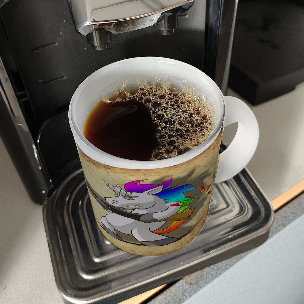 Kaffeebecher mit lustigem Einhorn mit Gewehr Motiv - SCHLUSS MIT LUSTIG!