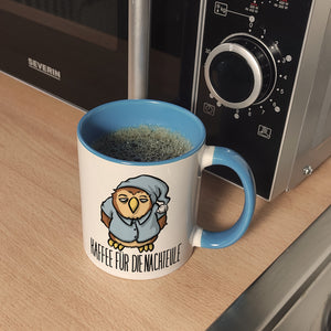 Kaffeebecher mit lustigem Motiv - Kaffee für die Nachteule im Schlafanzug