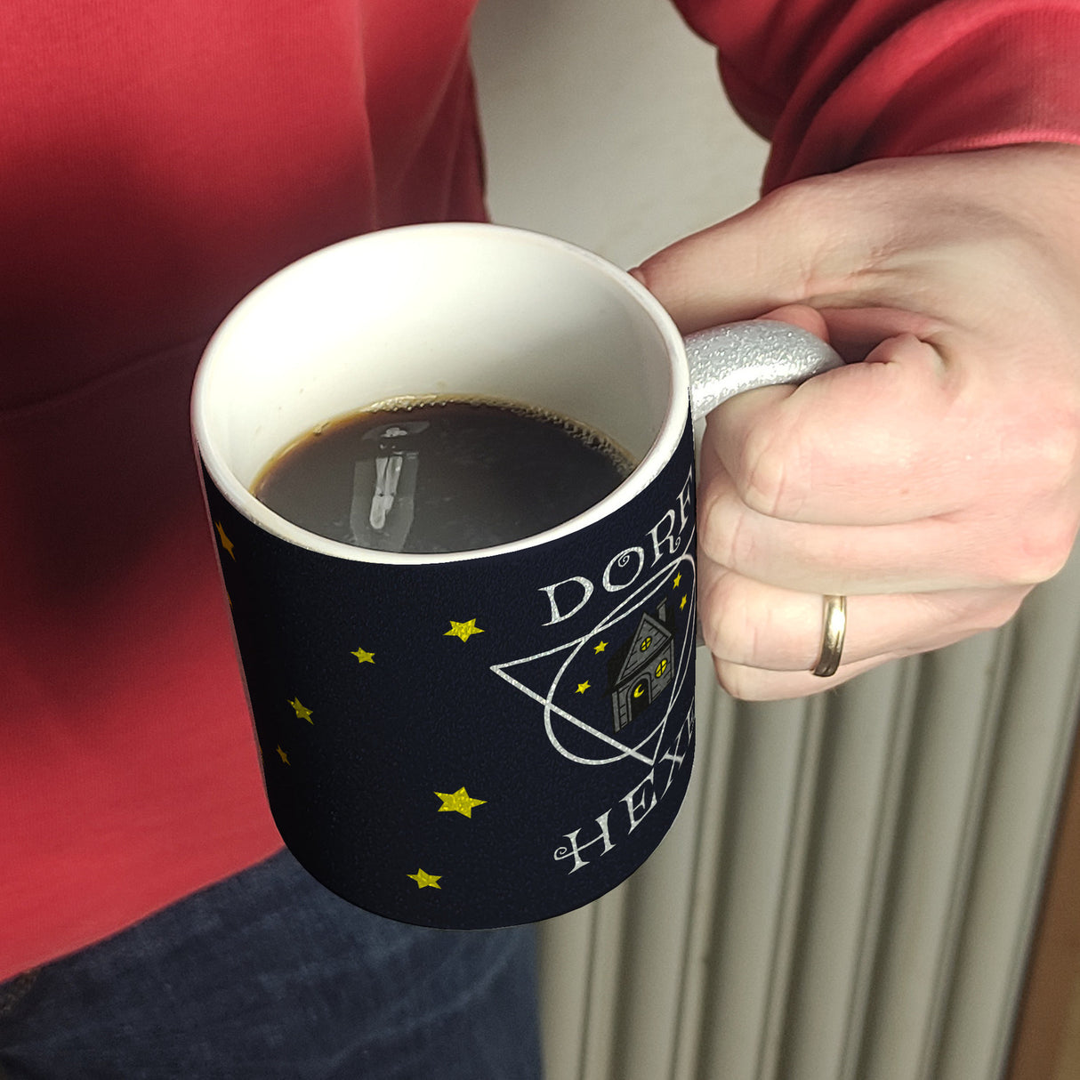 Dorfhexe Kaffeebecher mit Hexenhaus Motiven