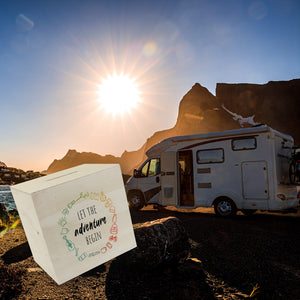Spardose mit Campingmotiven in bunten Farben - Let the adventure begin