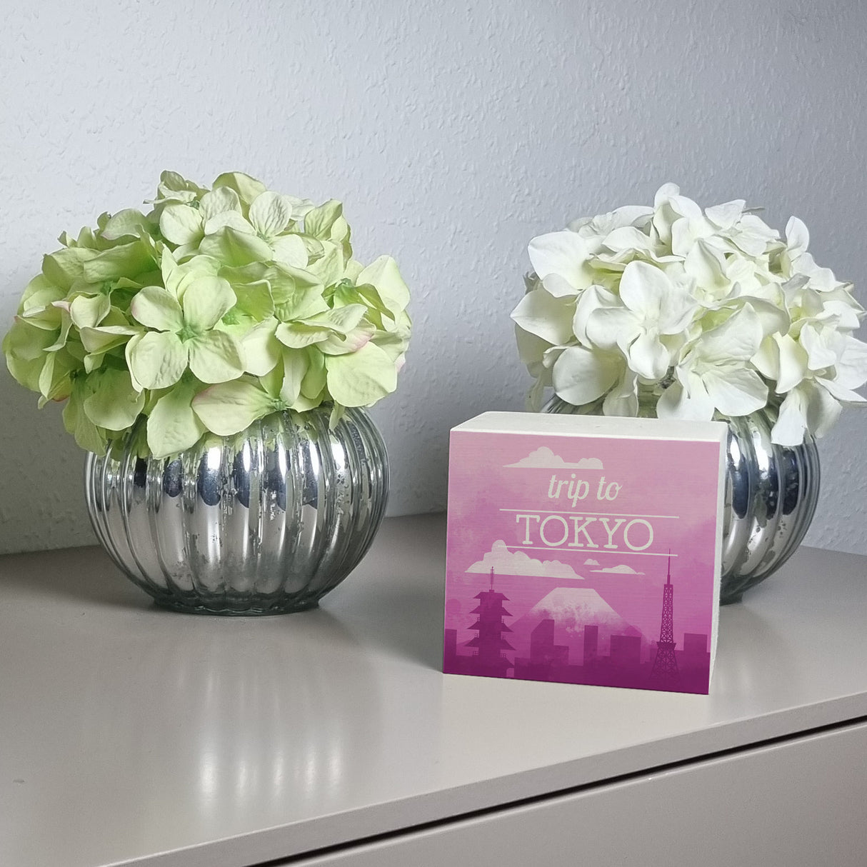 Spardose mit schönem Motiv und Text - Trip to Tokyo in pink