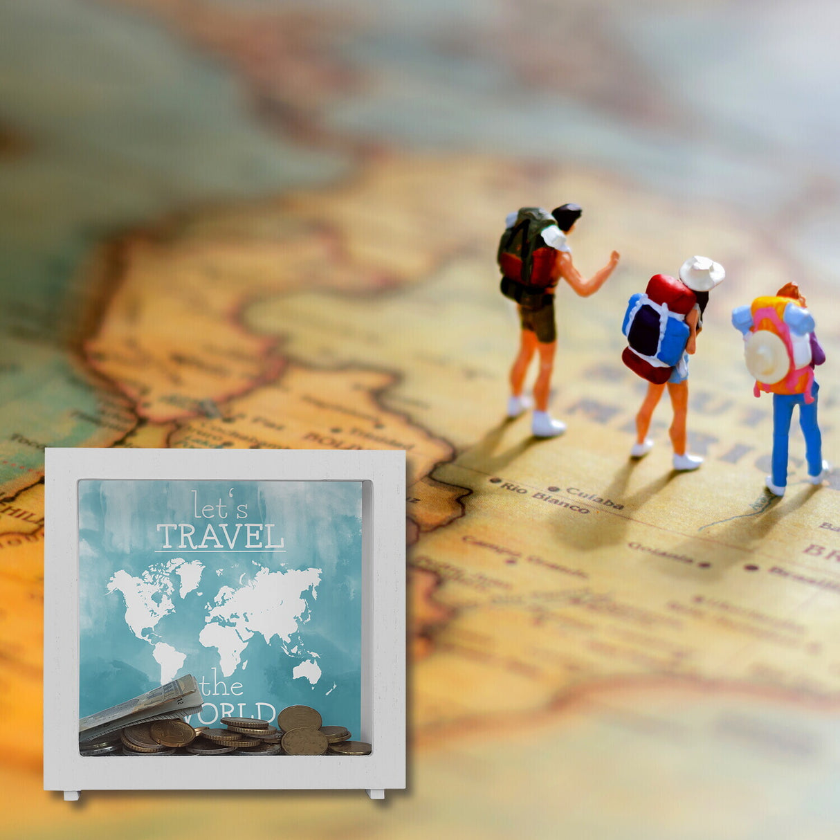 Spardose mit Weltkarten Motiv und Text - let's travel the world