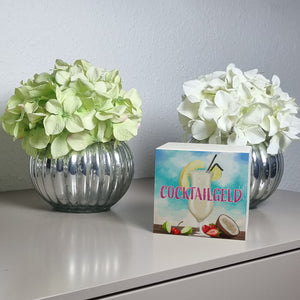Spardose mit Pina Colada im Glas und blauen Wasserfarben - Cocktailgeld