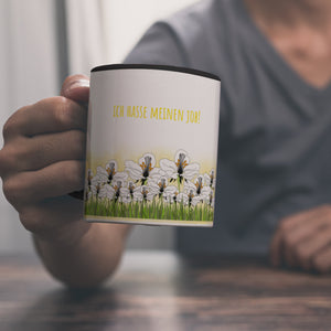 Kaffeebecher mit Wiesen-Motiv, Biene und witzigem Spruch fürs Büro oder Kollegen