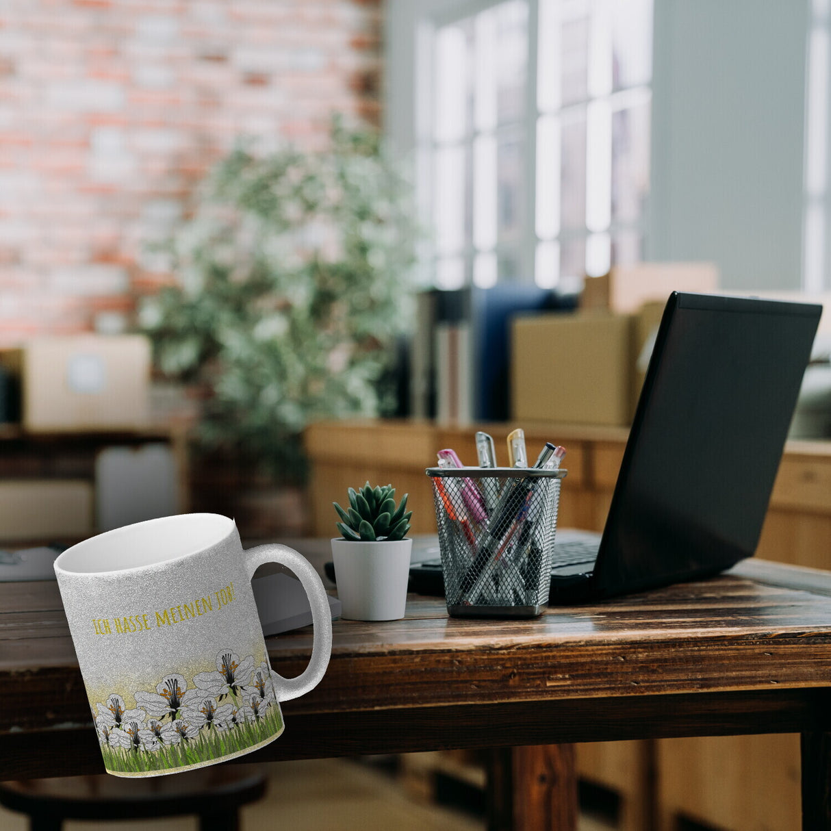 Kaffeebecher mit Wiesen-Motiv, Biene und witzigem Spruch fürs Büro oder Kollegen
