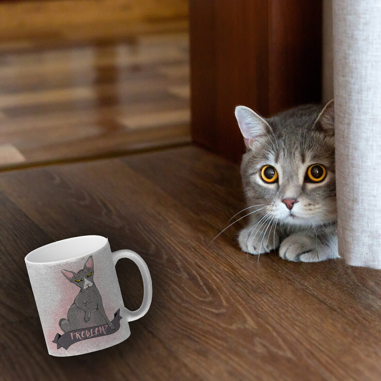 Kaffeebecher mit böse schauender Nacktkatze und Spruch Psycho/Problem?
