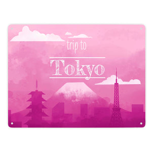 Metallschild in 15x20 cm für Fans von Städtetrips mit der Silhouette von Tokyo in pink