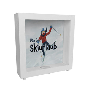 Spardose mit lustigem Skifahrer-Motiv und Spruch - Für den Skiurlaub