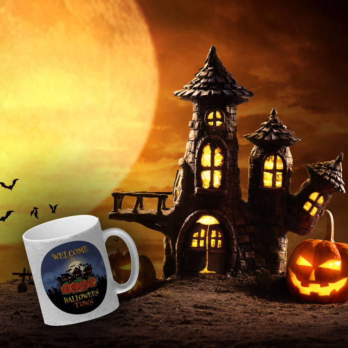 Kaffeebecher mit gruseligem Motiv und Spruch - Welcome in Halloween Town -