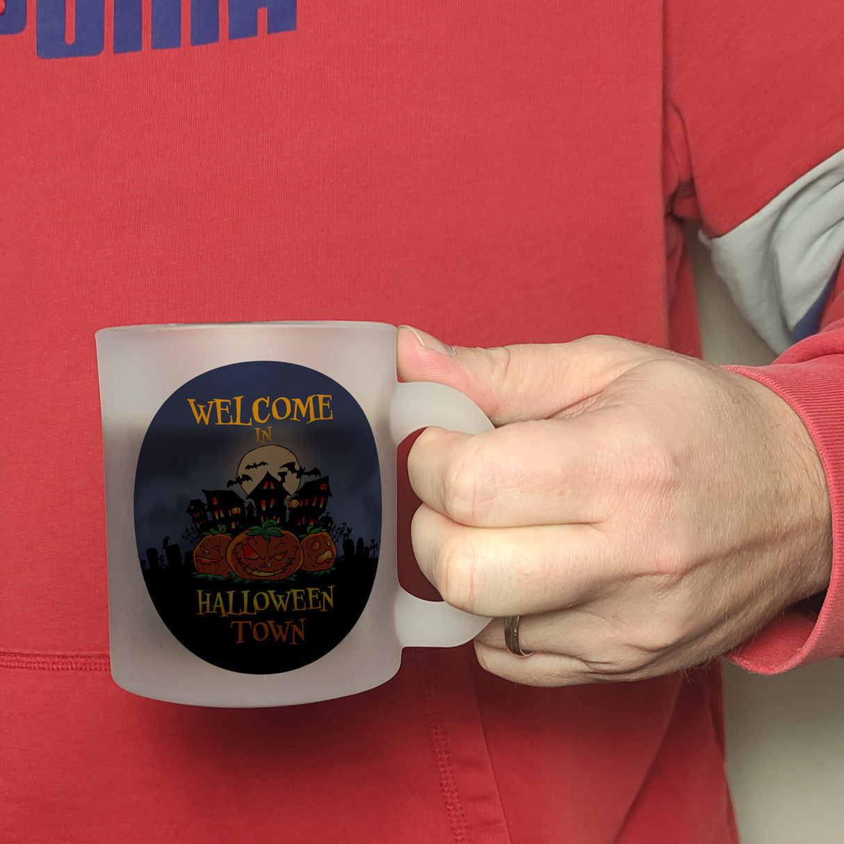 Kaffeebecher mit gruseligem Motiv und Spruch - Welcome in Halloween Town -