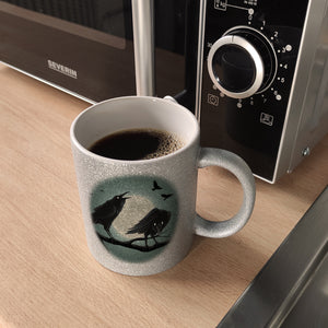 Kaffeetasse mit gruseligem Rabe Motiv und Spruch - Happy Halloween