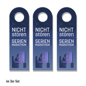Nicht stören Serienmarathon oder komm rein Türhänger mit Fernseher Motiv