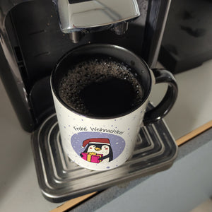 Frohe Weihnachten Kaffeebecher mit süßem Pinguin