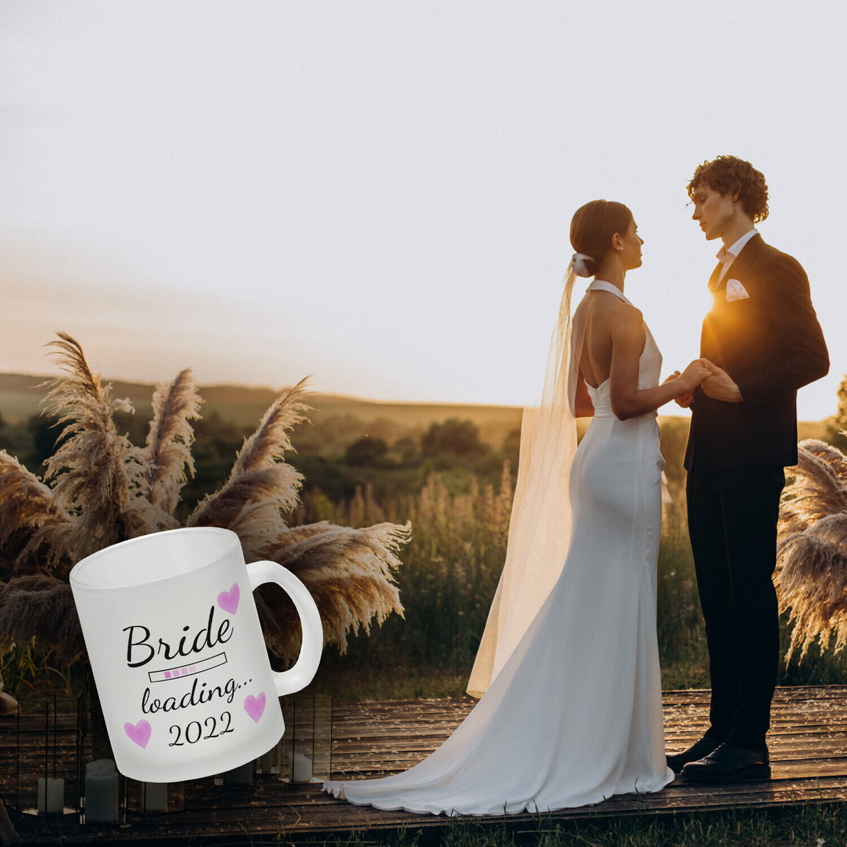 Bride loading Tasse Kaffeetasse 2022 mit rosa Herzen
