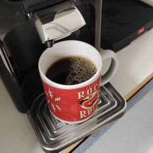 I Love Rock 'n' Roll Kaffeebecher mit Gitarren Motiv